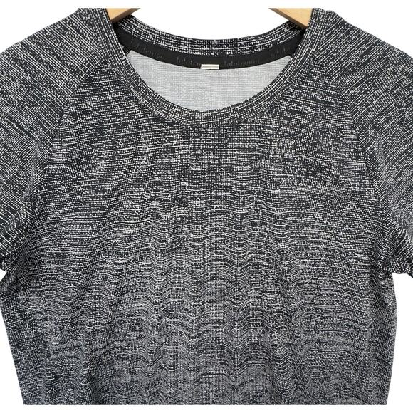 Lululemon Find Focus Womens 8 Short Sleeve Crop Top Mesh Twillines Ice Black - Picture 3 of 10